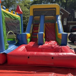 IMG 4061 1746888202 Royal Splash Kingdom Combo Bounce House