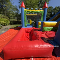 IMG 4064 1746888202 Royal Splash Kingdom Combo Bounce House